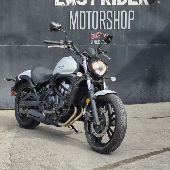 Kawasaki Vulcan S usada 2019 blanca frontal tres cuartos izquierdo – 649cc ABS Santiago