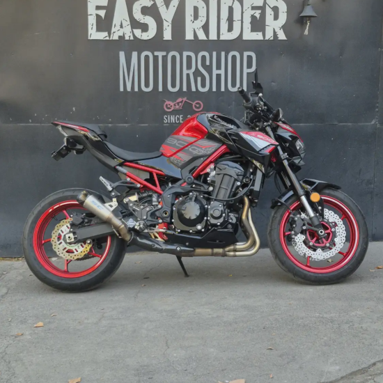 Kawasaki Z900 ABS 2025 usada rojo perfil lateral Easy Rider Motorshop Santiago