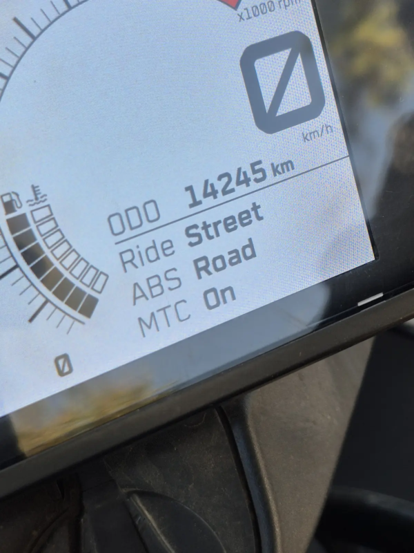 Odómetro KTM 390 Adventure 2023 usada 14245 km verificados