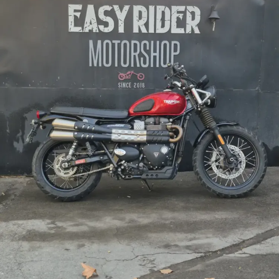 Triumph Street Scrambler usada 2021 roja perfil lateral Easy Rider Motorshop