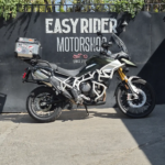 Triumph Tiger 900 Rally usada 2022 verde – vista lateral derecha – Easy Rider Motorshop Santiago