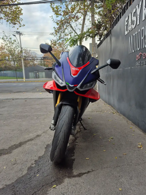 RSV4 FACTORY usada Santiago vista frontal
