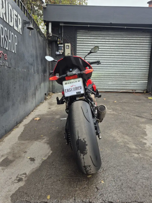 S 1000R usada Santiago vista trasera