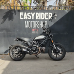 SCRAMBLER 800 DARK usada Santiago perfil lateral Easy Rider Motorshop