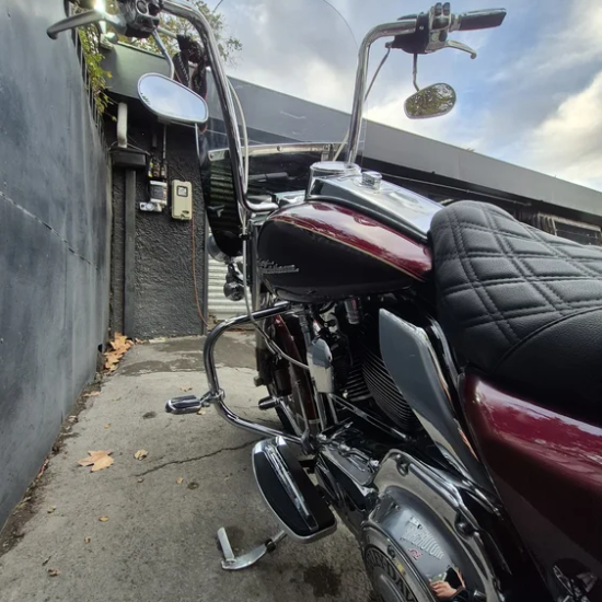 FLHRC ROAD KING CLASSIC 1690CC usada Santiago perfil lateral Easy Rider Motorshop
