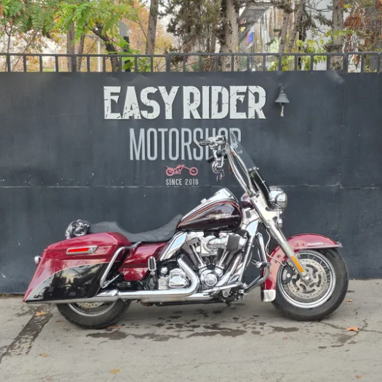 FLHRC ROAD KING CLASSIC 1690CC usada Santiago perfil lateral Easy Rider Motorshop