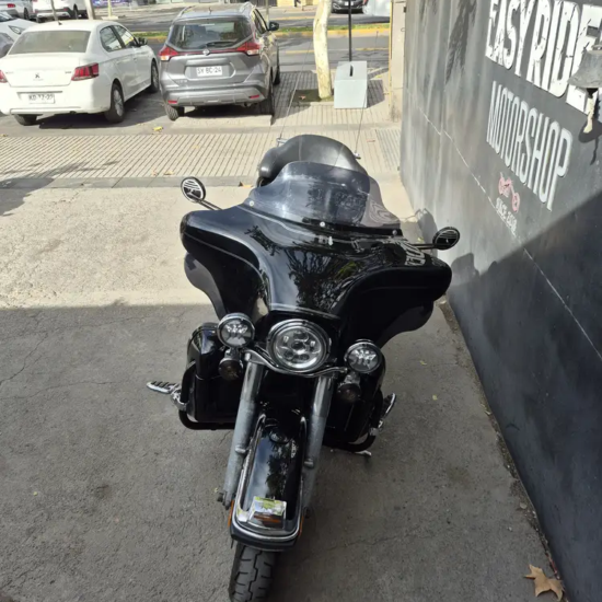 FLHTCU ULTRA CLASSIC 1690CC usada Santiago vista frontal