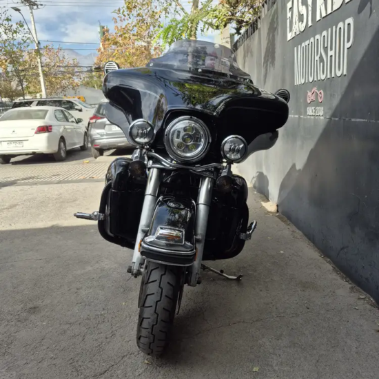 FLHTCU ULTRA CLASSIC 1690CC usada Santiago vista frontal