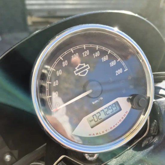 odómetro STREET XG 750 749CC usada Santiago 27.299 km verificados