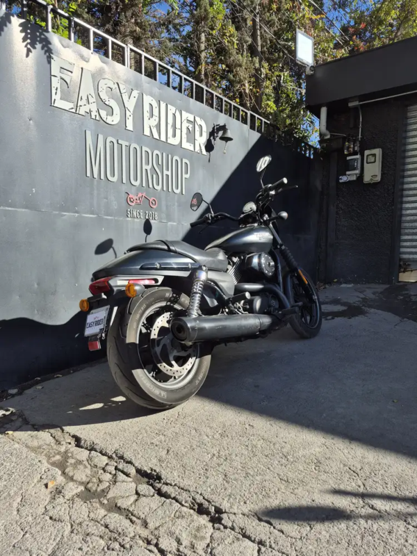 STREET XG 750 749CC usada Santiago vista trasera