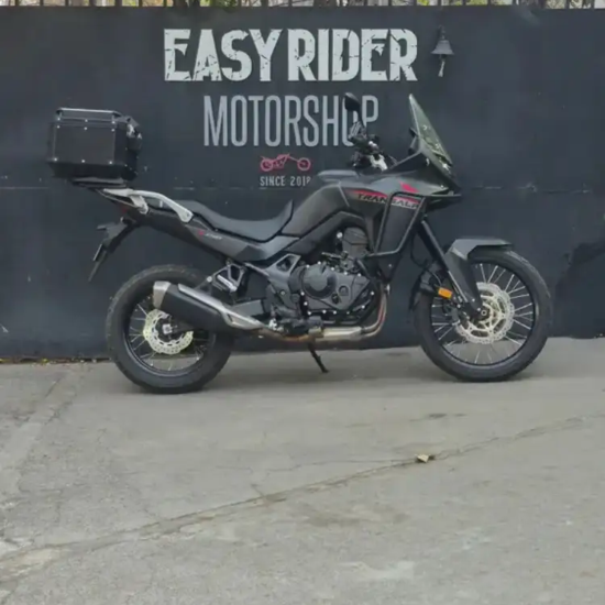 XL 750 usada Santiago perfil lateral Easy Rider Motorshop
