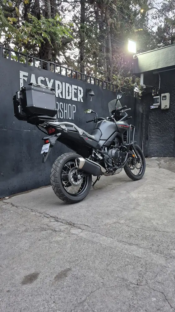 XL 750 usada Santiago vista trasera