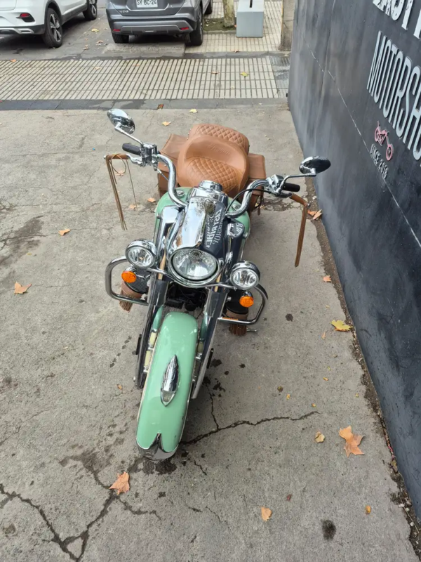 CHIEF VINTAGE 1811CC usada Santiago vista frontal