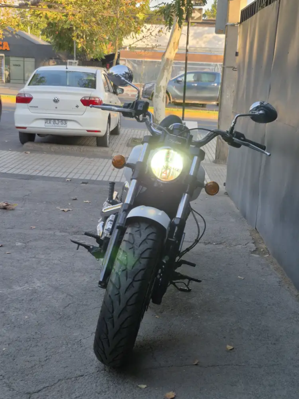 SCOUT 1200CC usada Santiago vista frontal