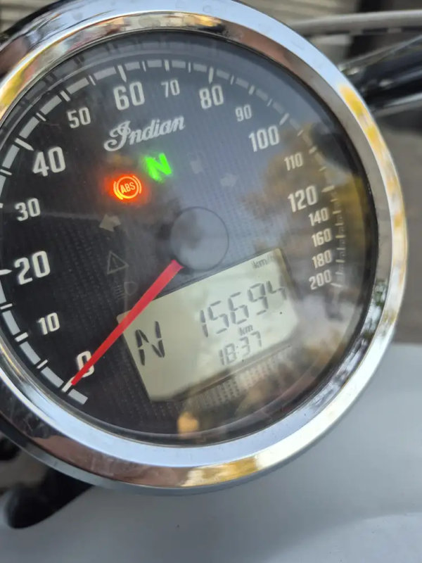 odómetro SCOUT 1200CC usada Santiago 15.000 km verificados