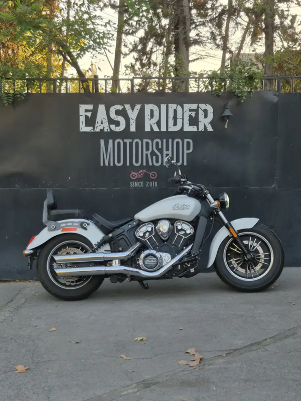 INDIAN SCOUT 1200CC 2022 usada — perfil SCOUT 1200CC usada Santiago perfil lateral Easy Rider Motorshop