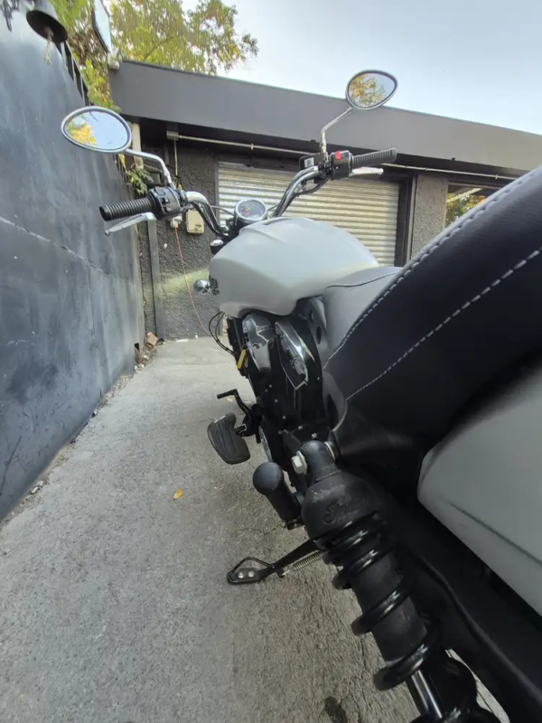 SCOUT 1200CC usada Santiago vista trasera