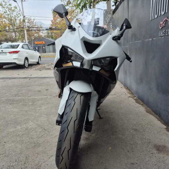 NINJA ZX-6R usada Santiago vista frontal
