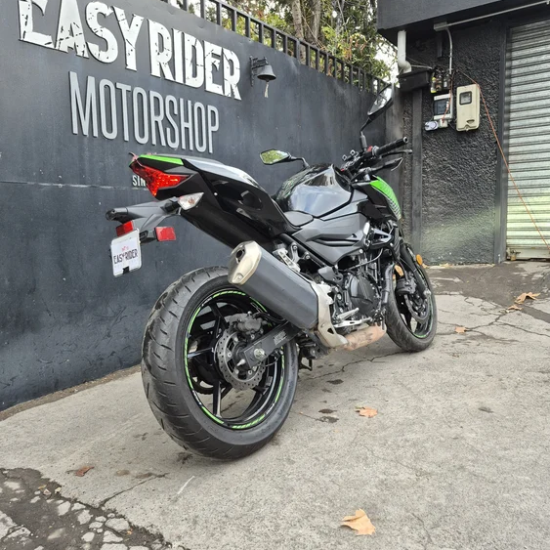 Z 400 usada Santiago vista trasera