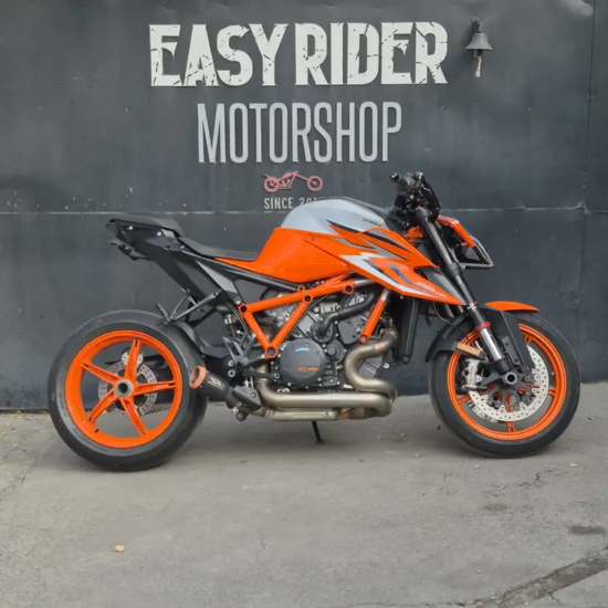 1290 SUPERDUKE 1301CC usada Santiago perfil lateral Easy Rider Motorshop
