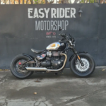 BONNEVILLE BOBBER 1200CC usada Santiago perfil lateral Easy Rider Motorshop