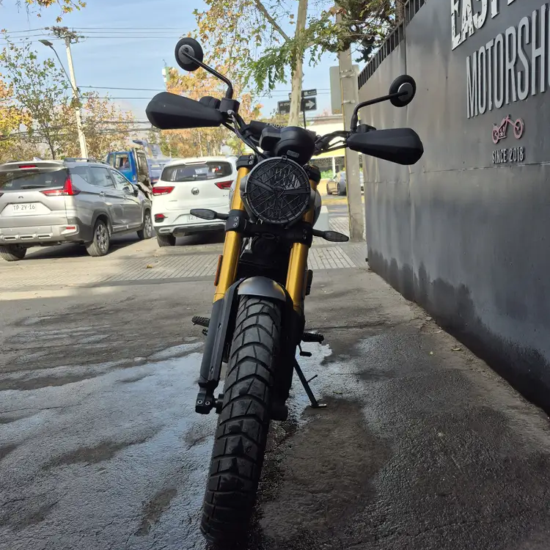 SCRAMBLER 400 usada Santiago vista frontal