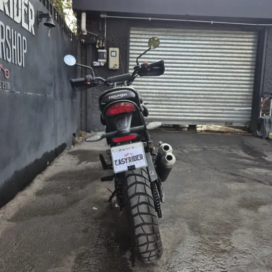 SCRAMBLER 400 usada Santiago vista trasera