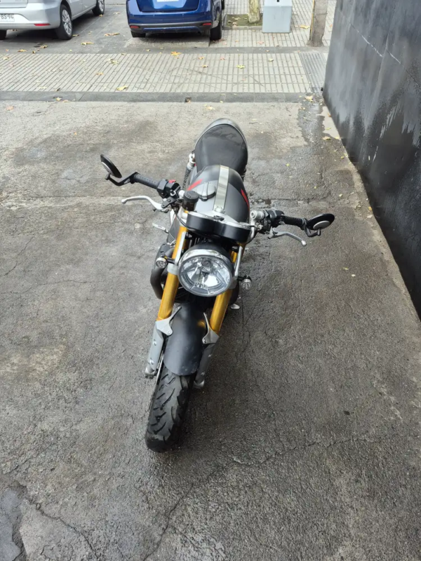 THRUXTON 1200CC usada Santiago vista frontal