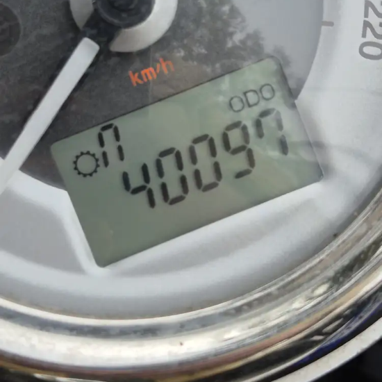odómetro THRUXTON 1200CC usada Santiago 40.000 km verificados