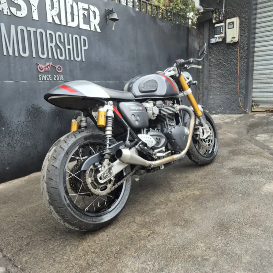 THRUXTON 1200CC usada Santiago trasera lateral