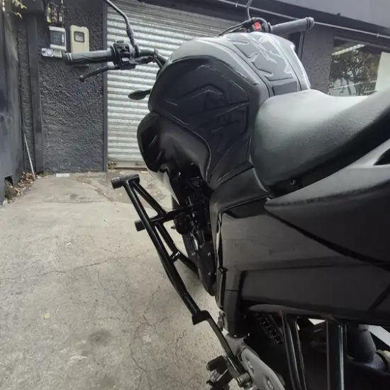 FZ 250 usada Santiago vista trasera